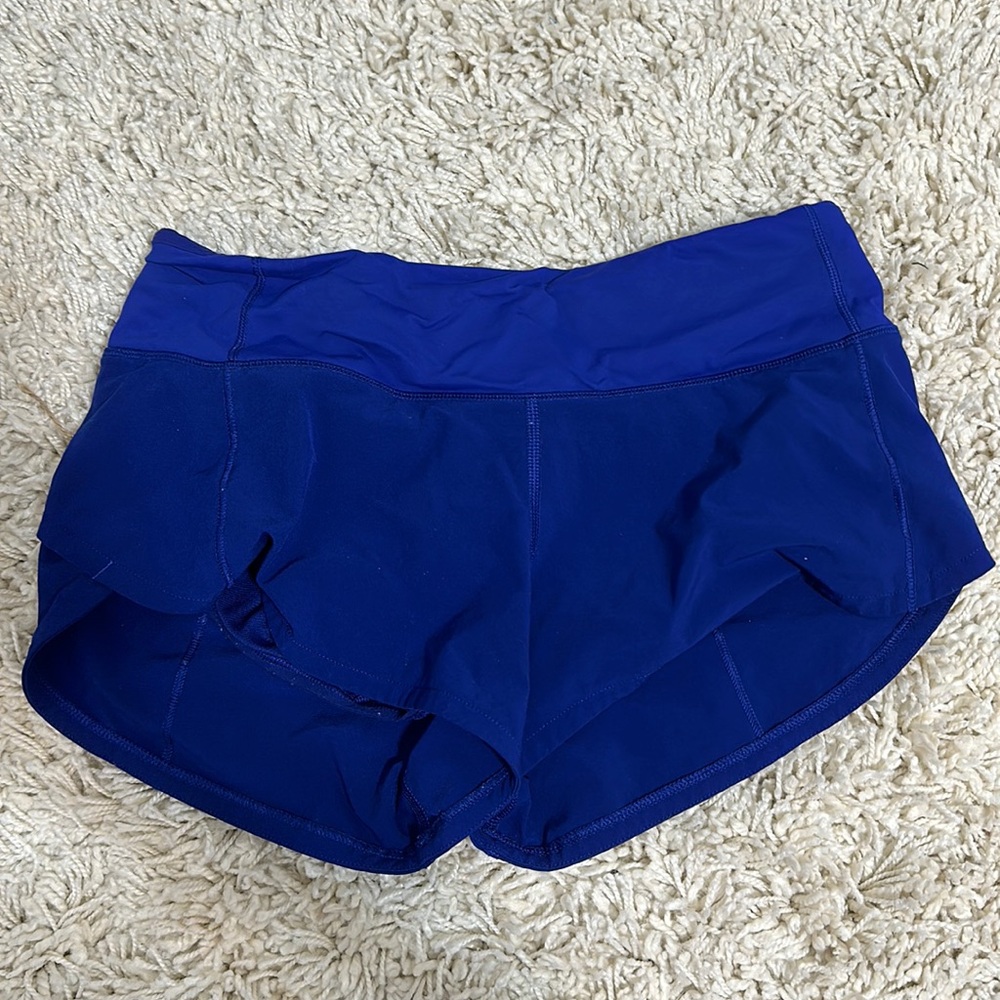 Lululemon Speed Up shorts 2.5 in